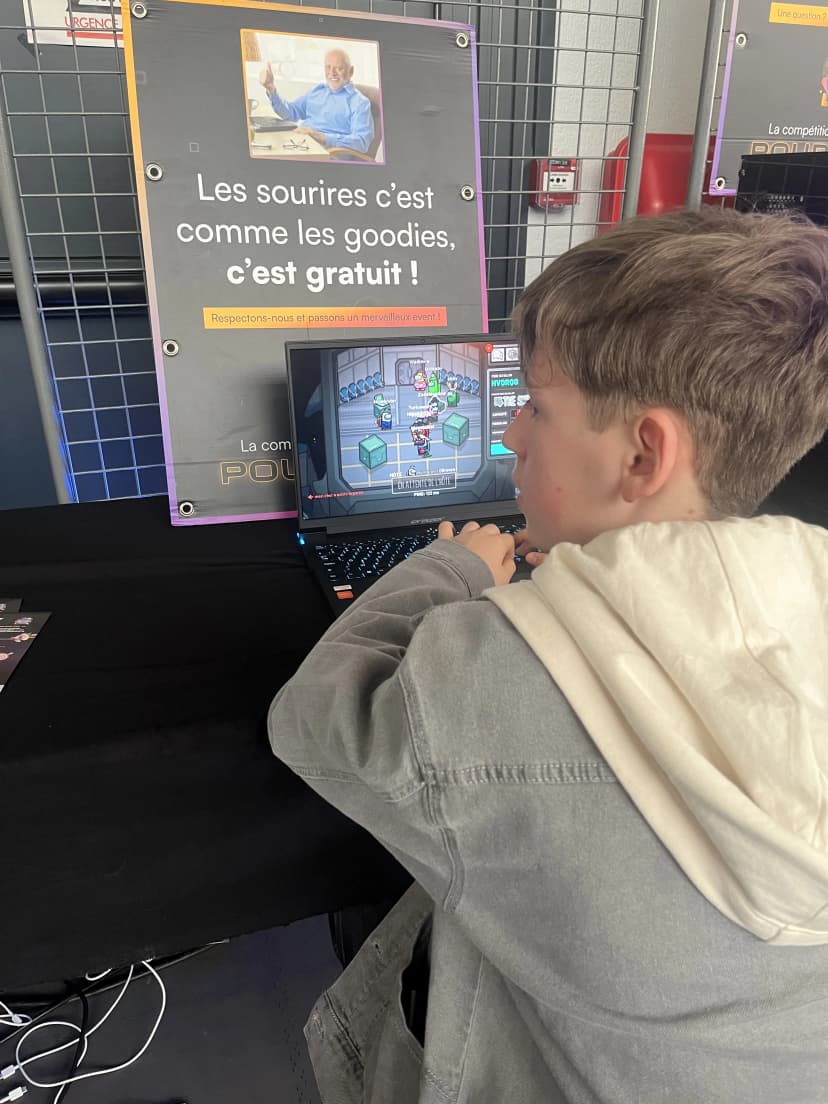 Visiteurs lors du Polar Lens 2025